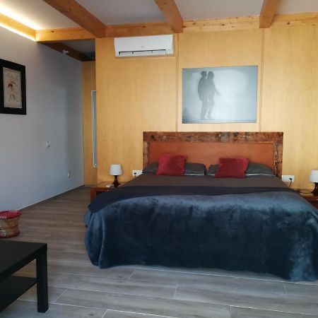 Hotel Rural Cal Ruget Vilobi Del Penedes المظهر الخارجي الصورة