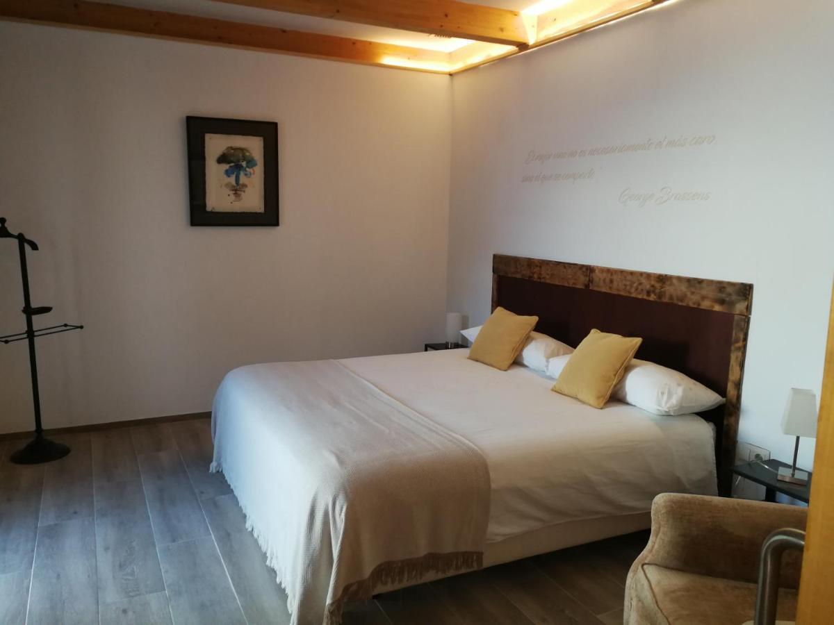 Hotel Rural Cal Ruget Vilobi Del Penedes المظهر الخارجي الصورة